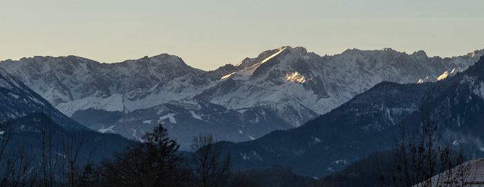 Blick aus dem Hotel Alpenhof: Wettersteingebirge Murnau