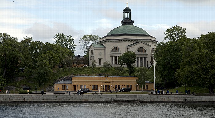 Fähre Stockholm - Vaxholm: Skeppsholmen Skeppsholmskyrkan