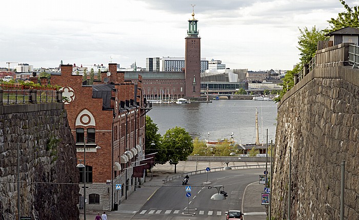 Stockholm Södermalm: Torkel Knutssonsgatan Münchenbryggeriet Riddarfjärden Stadshuset Stockholm Waterfront