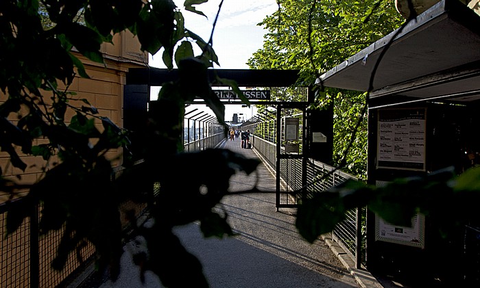 Stockholm Södermalm: Verbindungsbrücke zum Freiluftaufzug Katarinahissen