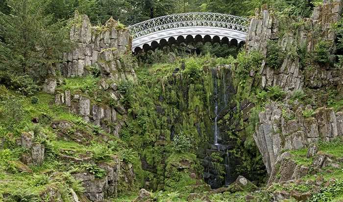 Kassel Bergpark Wilhelmshöhe: Teufelsbrücke und Steinhöfer Wasserfall