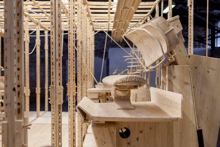 Kassel Hauptbahnhof (Kulturbahnhof, Nordflügel): The Sewing Room (von István Csákány) - dOCUMENTA (13)