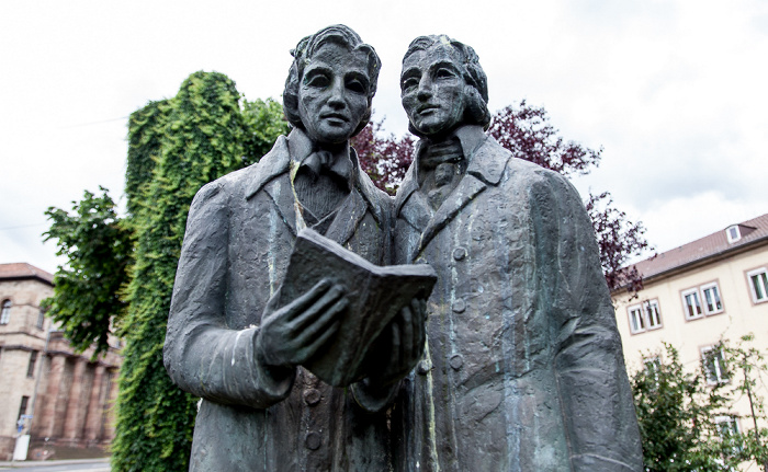 Kassel Brüder-Grimm-Platz: Brüder-Grimm-Denkmal