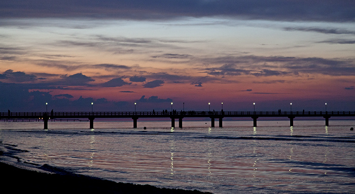 Ahlbeck Strand: Sonnenuntergang über der Seebrücke und der Ostsee