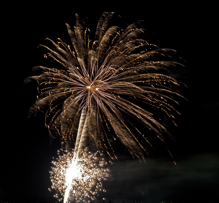 Ahlbeck Strand: Feuerwerk über der Seebrücke und der Ostsee