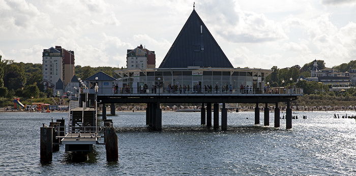 Schiff Bansin - Heringsdorf - Ahlbeck: Ostsee, Seebrücke Heringsdorf Usedom