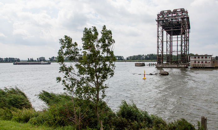 Usedom (Stadt) Hubbrücke Karnin über den Peenestrom