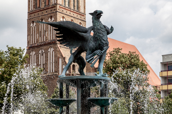 Marktplatz: Brunnen Anklam