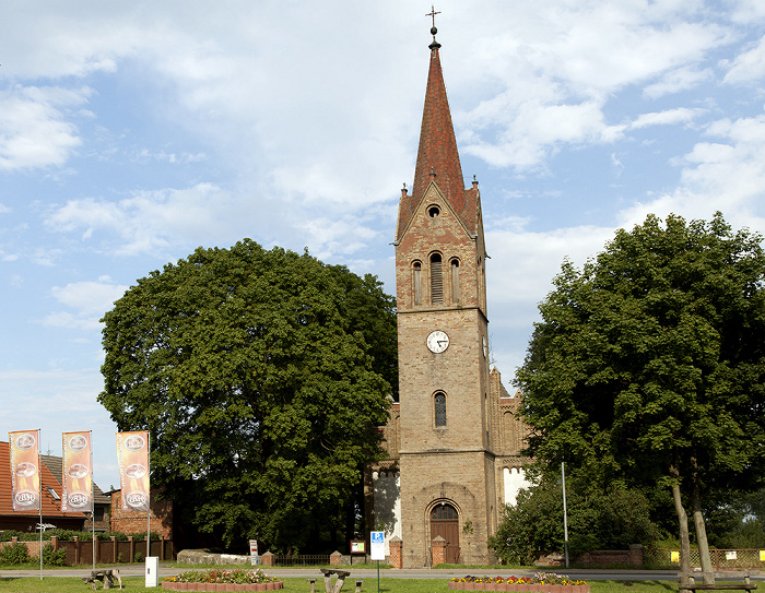 Jatznick Belling: Dorfkirche