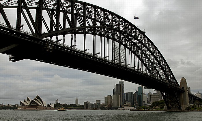 Blick von Milsons Point: Port Jackson, Sydney Opera House, Central Business District (CBD), Sydney Harbour Bridge