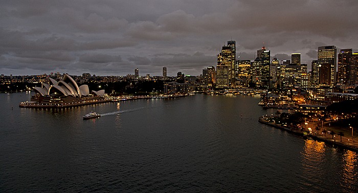 Blick von der Sydney Harbour Bridge Sydney