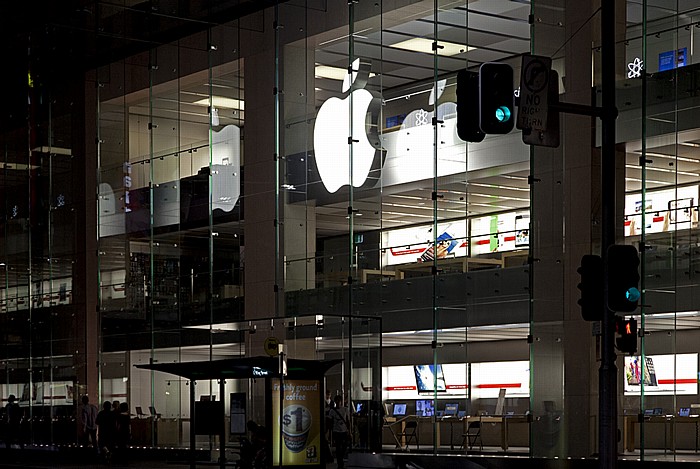Sydney Central Business District (CBD): George Street - Apple Store