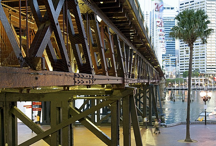 Darling Harbour: Pyrmont Bridge, Cockle Bay Sydney