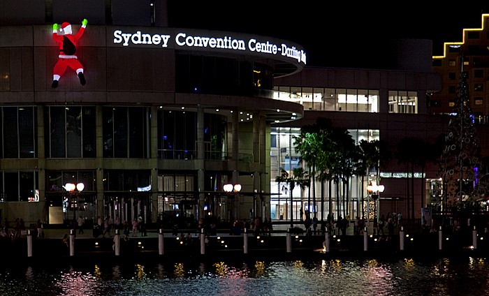 Darling Harbour: Sydney Convention and Exhibition Centre Cockle Bay