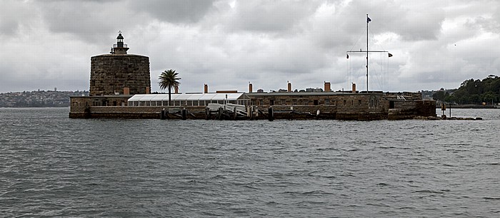 Port Jackson: Fort Denison (mit einem Martello-Turm) Sydney