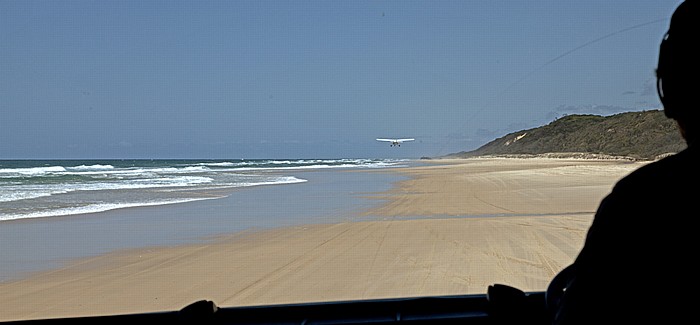 75-Mile-Beach: Startende Gippsland GA-8 Airvan Fraser Island