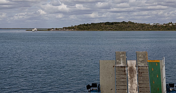 Great Sandy Strait Blick von der Fähre Kingfisher Bay - River Heads: River Heads