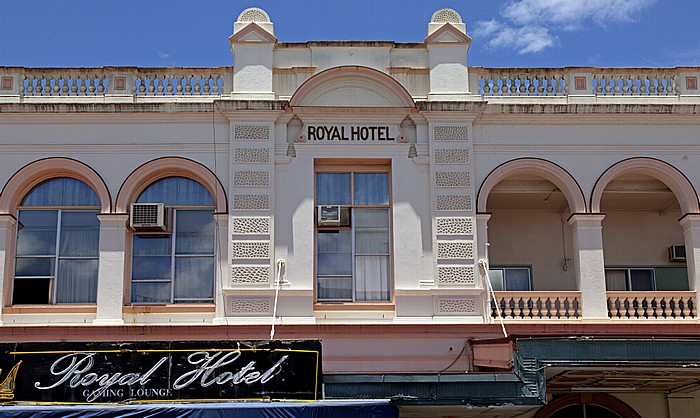 Kent Street: Royal Hotel Maryborough