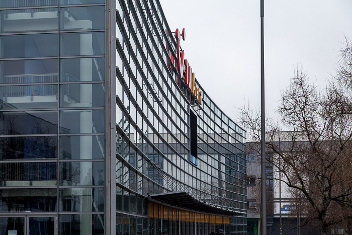 Expo Park Hannover (ehem. EXPO-Ost-Gelände): TUI Arena (ehem. Preussag Arena) Hannover