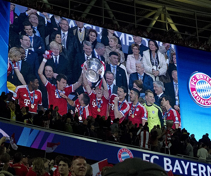 London Wembley-Stadion (Wembley Stadium): UEFA Champions League Finale FC Bayern München - Borussia Dortmund