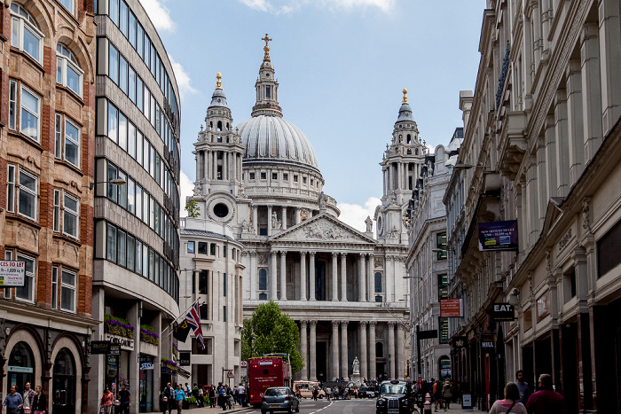 City of London: Ludgate Hill, St Paul's Cathedral London