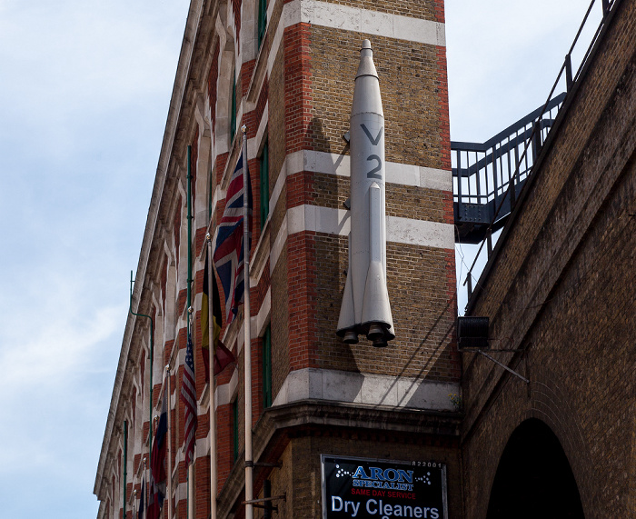 Bankside: Tooley Street - Winston Churchill's Britain at War Experience London