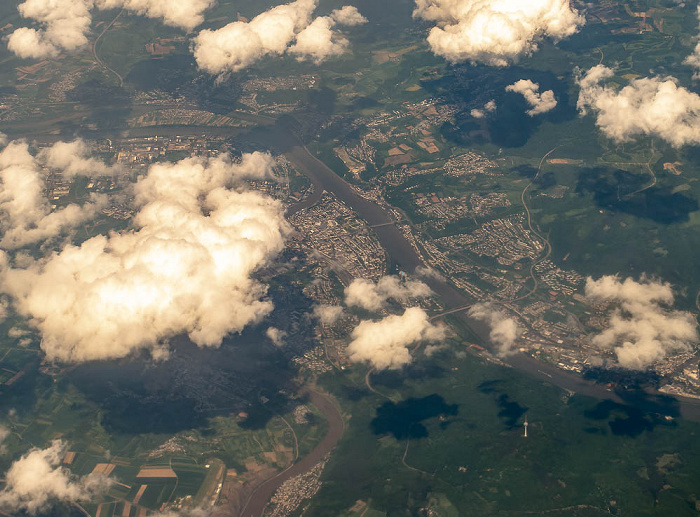 Rheinland-Pfalz Koblenz mit Zusammenfluss von Mosel und Rhein Luftbild aerial photo