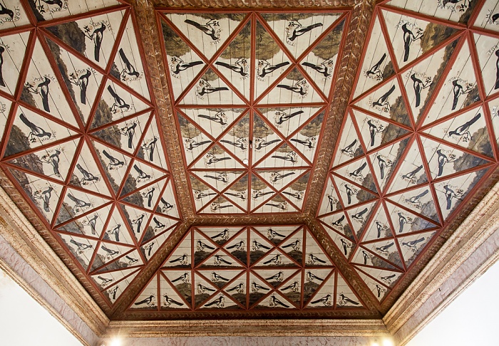 Palácio Nacional de Sintra: Sala das Pegas Sintra