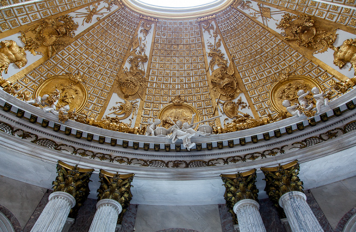 Potsdam Schloss Sanssouci: Marmorsaal