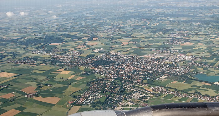 Bayern - Landkreis Erding: Erding Kronthaler Weiher Luftbild aerial photo