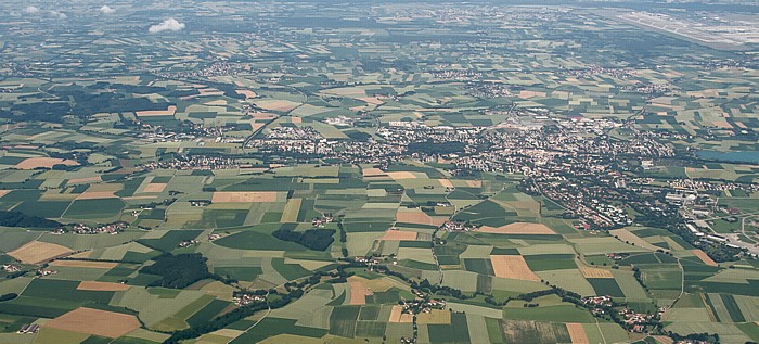 Bayern - Landkreis Erding: Erding Kronthaler Weiher Luftbild aerial photo