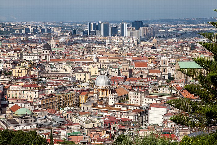 Blick von Vomero: Centro Storico und das Centro direzionale di Napoli Neapel