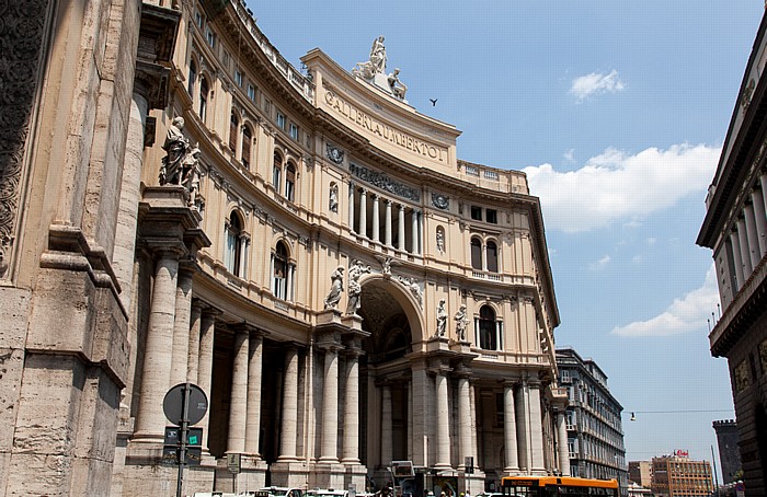 Centro Storico: Galleria Umberto I Neapel