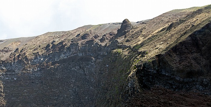 Nationalpark Vesuv (Parco nazionale del Vesuvio): Krater