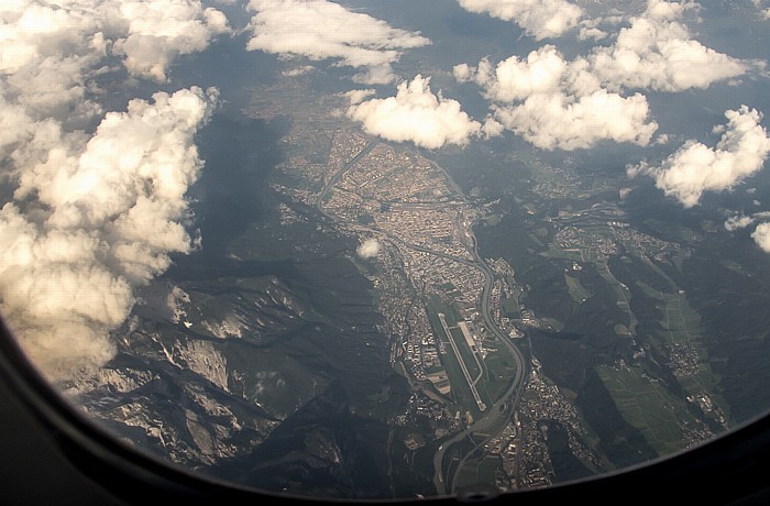 Tirol: Innsbruck Luftbild aerial photo