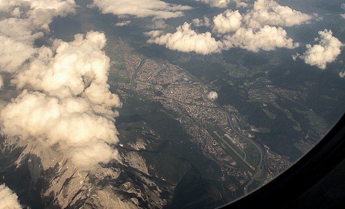 Tirol: Innsbruck Luftbild aerial photo