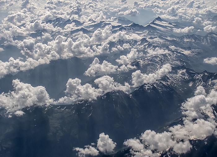 Land Salzburg Salzburg - Venedigergruppe (Hohe Tauern) Großvenediger Luftbild aerial photo