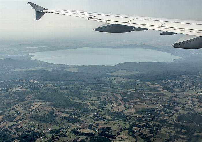 Latium - Città metropolitana di Roma Capitale: Lago di Bracciano Lago di Martignano Luftbild aerial photo