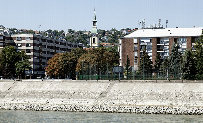 Budapest Donau, Buda Pfarrkirche Újlak