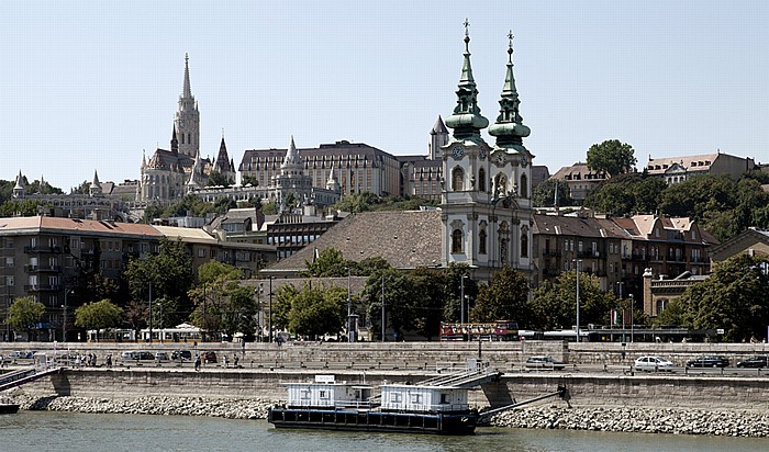 Budapest Donau, Buda Burgberg Fischerbastei Matthiaskirche St.-Anna-Kirche