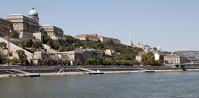 Budapest Buda, Donau Burgberg Burgpalast Fischerbastei Matthiaskirche Sándor-Palast