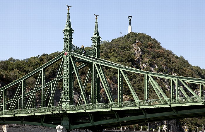 Budapest Freiheitsbrücke (Szabadság híd), Gellértberg (Gellért-hegy) Freiheitsstatue