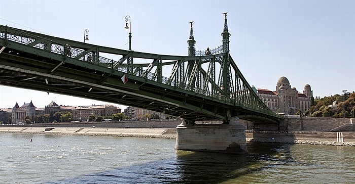 Budapest Donau, Freiheitsbrücke (Szabadság híd), Buda Hotel Gellért
