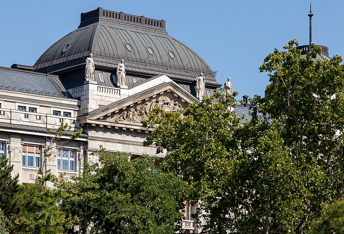 Budapest Pest: István-Széchenyi-Platz (Széchenyi István tér, Roosevelt tér) - Innenministerium (Belügyminisztérium)