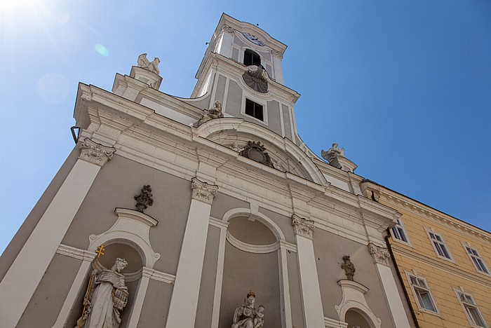 Budapest Pest: Váci utca - Belvárosi Szent Mihály-templom