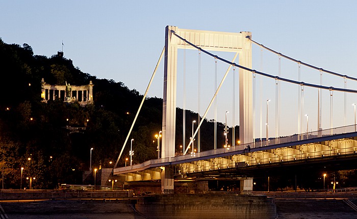 Budapest Buda: Gellértberg (Gellért-hegy) - Gellértdenkmal Elisabethbrücke