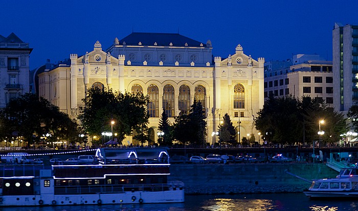 Budapest Pest: Pesti Vigadó (Konzerthalle) Donau