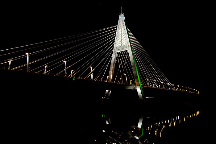 Budapest Donau, Megyeri-Brücke (Megyeri híd)