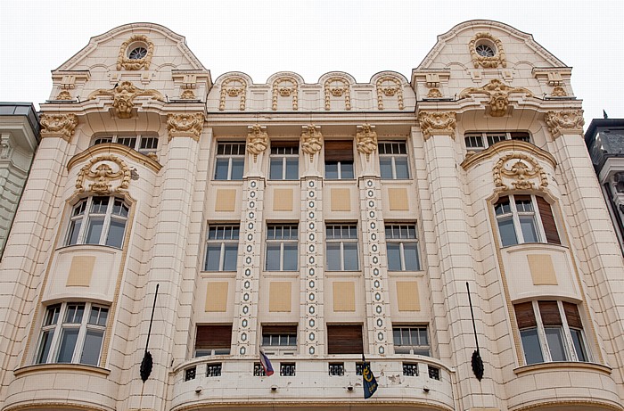 Bratislava Altstadt (Staré Mesto): Hauptplatz (Hlavné námestie) - Palác Uhorskej eskontnej a zmenárenskej banky