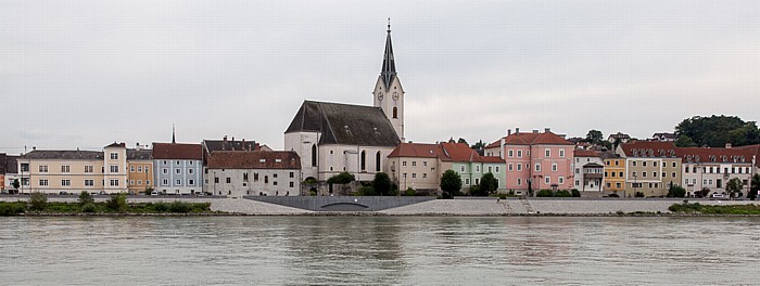 Ybbs an der Donau Altstadt mit der Pfarrkirche St. Lorenz